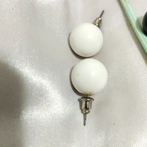 Small White sphere circle stud earrings